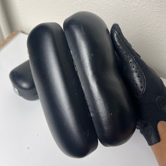 Preloved CHANEL Sunglasses Case CC Chain - Picture 7 of 8